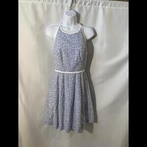 Lilly Pulitzer Tori Dress Size 4 Blue/White Yarn Dye Stripe Floral Eyelet